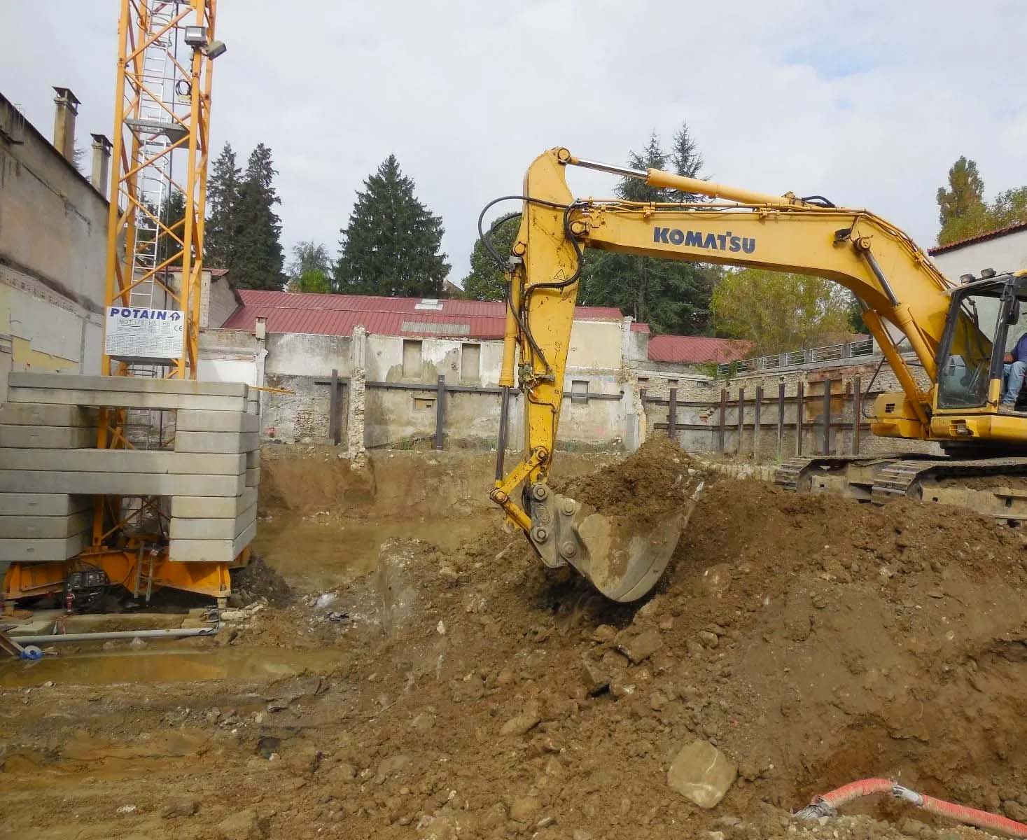 Travaux de terrassement dans le cadre d'un projet de logements